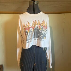 Def Leopard 1992 World tour women’s crop top long sleeve